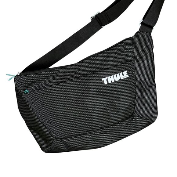 Thule Sweden Classic Black Messenger Bag - $125 Retail - Picture 1 of 6